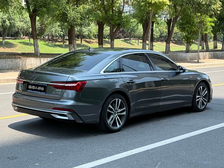 Audi A6L 40 TFSI люкс-динамик — фото 7