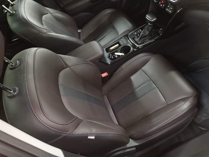 Trumpchi GS4 2019 270 T AT 2 WD — фото 4