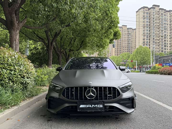 Mercedes-Benz A-Class 2024 AMG A 35 4 MATIC — фото 2