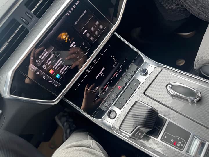 Audi A6L 2022 40 TFSI — фото 5