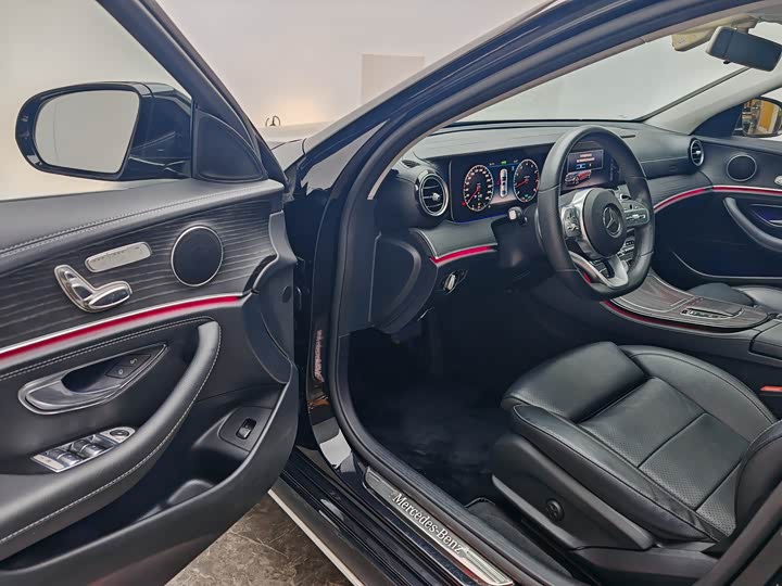 Mercedes-Benz E-Class 2020 E 260 L — фото 14