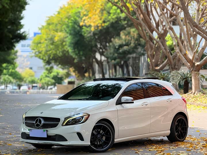 Mercedes-Benz A-Class — фото 1