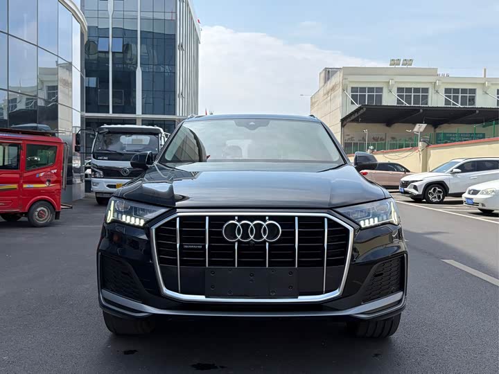 Audi Q7 2021 45 TFSI quattro S line Sport — фото 1