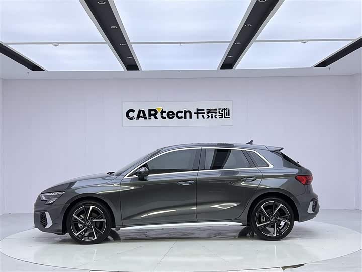 Audi A3 2024 Sportback 35 TFSI Sport — фото 8