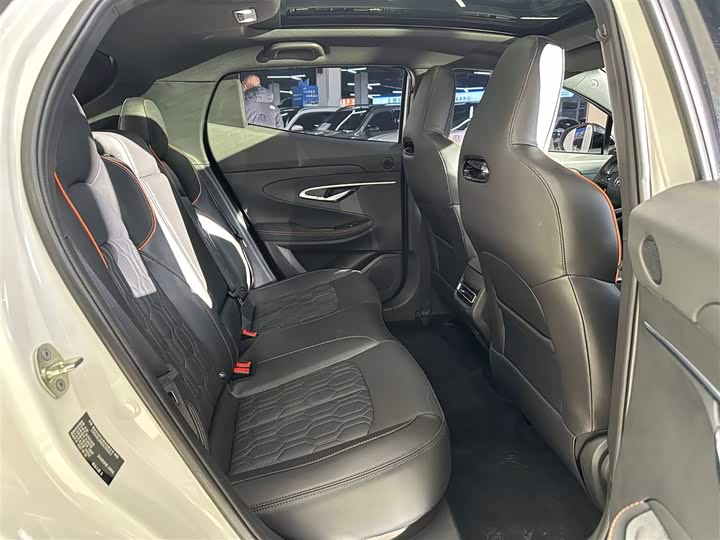 Changan UNI-T 2022 2.0 T Premium — фото 17