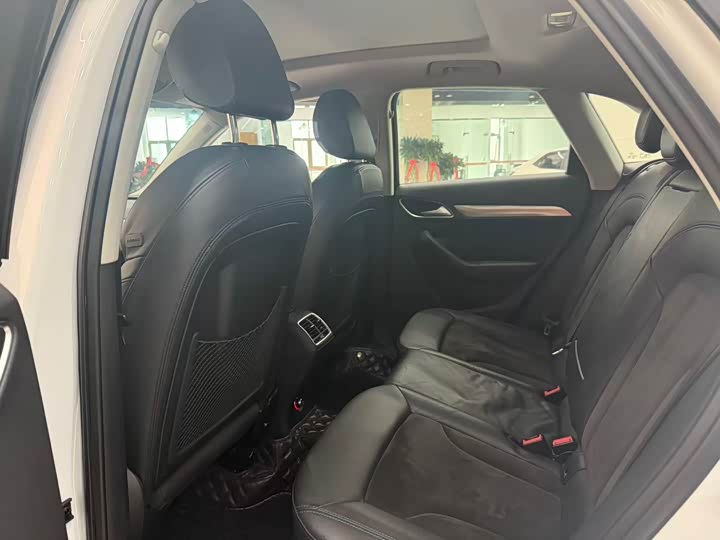 Audi Q3 2018 30 35 TFSI Sport — фото 7