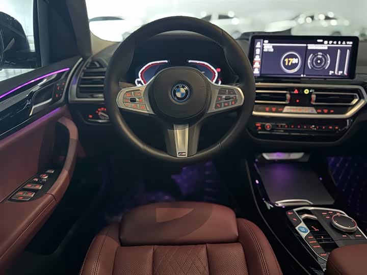 BMW i X3 2023 Leading — фото 14