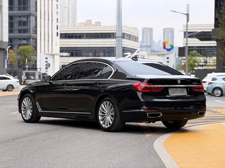 BMW 7-Series 2016 740 Li Leading — фото 7