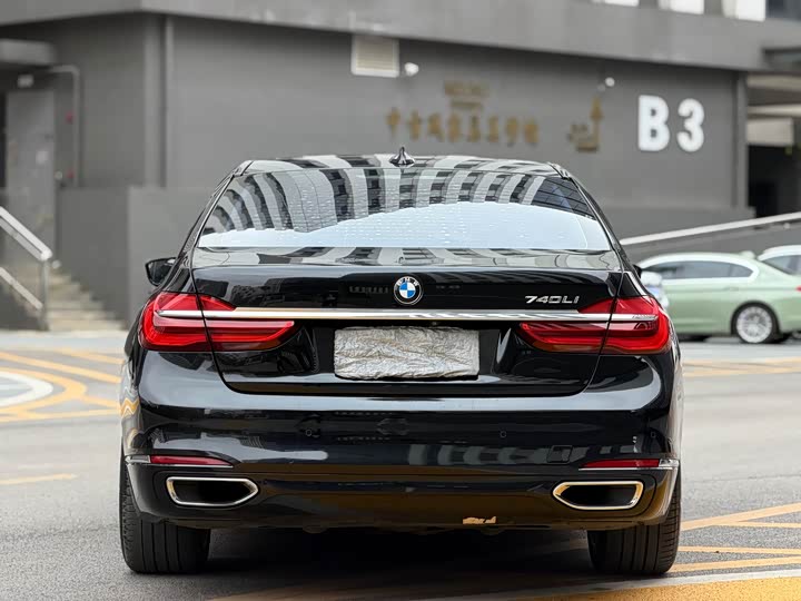 BMW 7-Series 2016 740 Li Leading — фото 8
