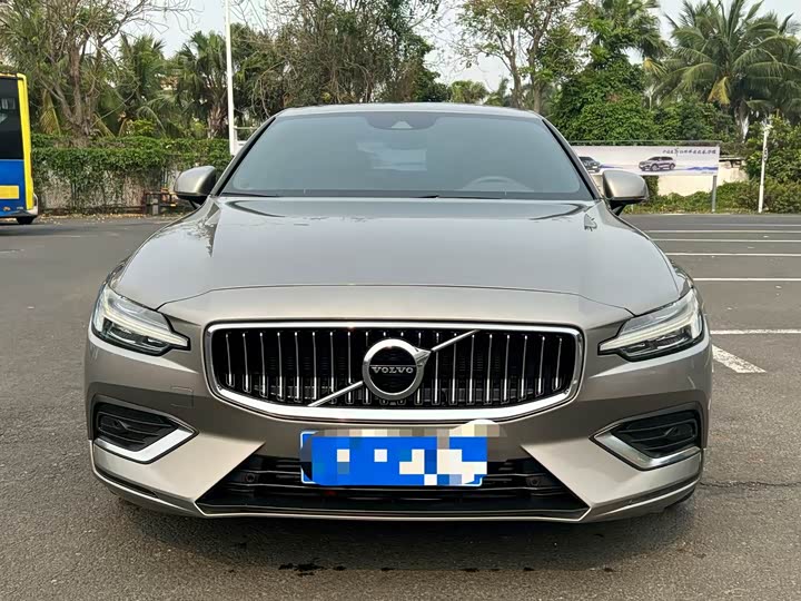 Volvo S60 2020 T 4 — фото 2