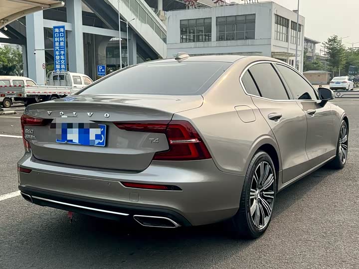 Volvo S60 2020 T 4 — фото 9
