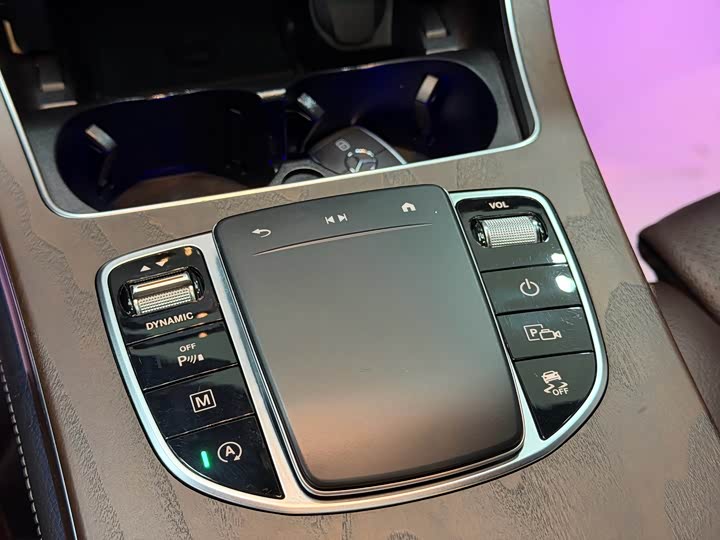 Mercedes-Benz GLC 2021 GLC 260 L 4 MATIC — фото 13