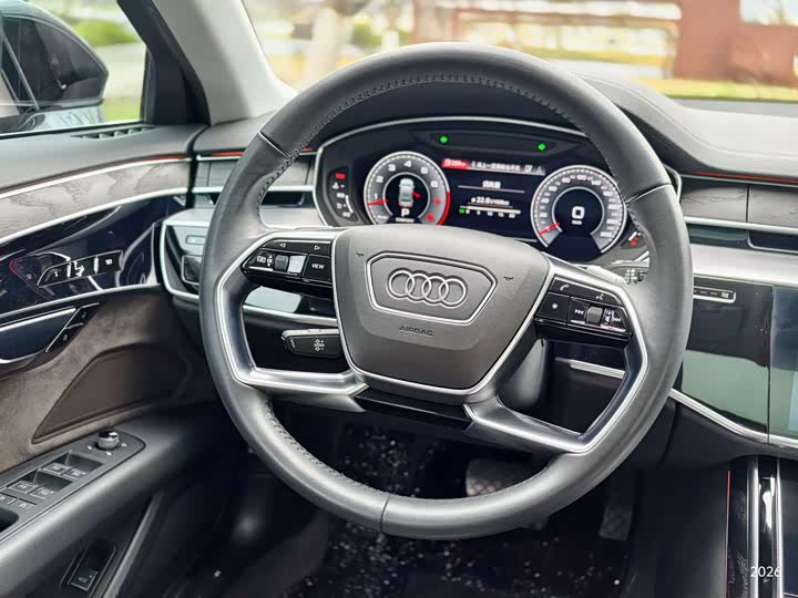 Audi A8 2021 A 8 L 50 TFSI quattro Comfort — фото 12