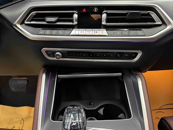 BMW X6 2020 x Drive 30i M — фото 11
