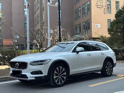 Volvo V90 2021 Cross Country B 5 AWD — фото 26