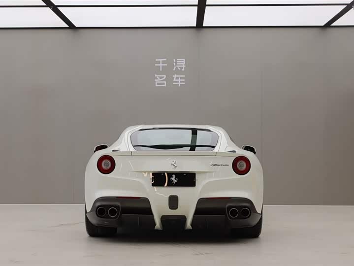 Ferrari F12berlinetta 2013 6.3 L Standard — фото 15