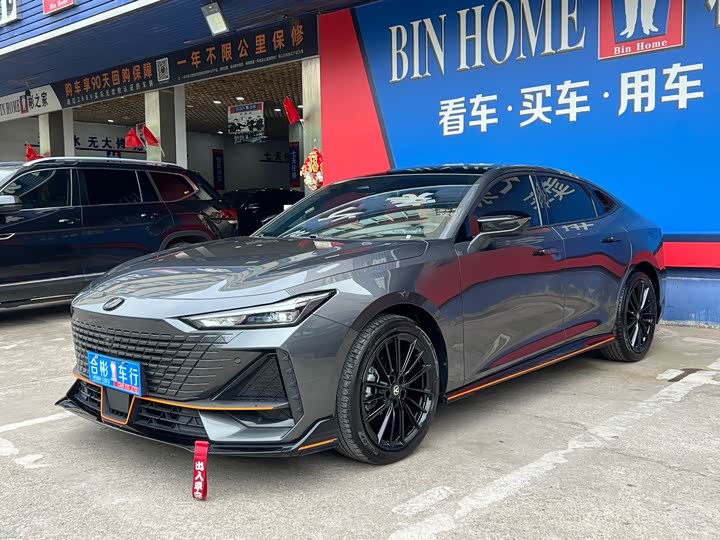 Changan UNI-V 2025 1.5 T 500 Bar — фото 17