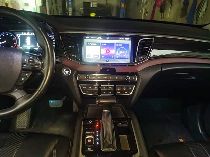 Trumpchi GS8 2017 320 T 2 WD ( ) — фото 13
