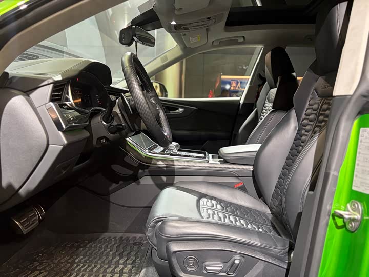 Audi RS Q8 2022 RS Q 8 4.0 T — фото 10