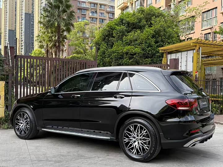 Mercedes-Benz GLC 2020 GLC 300 L 4 MATIC Luxury — фото 5
