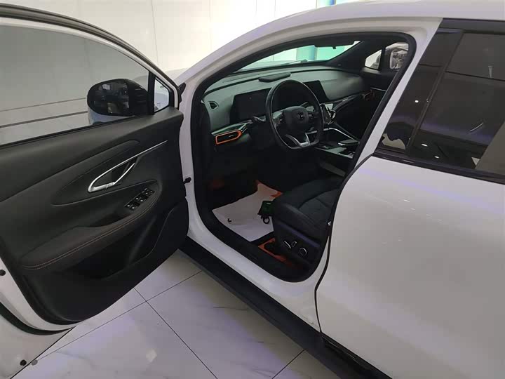 Changan UNI-T 2022 1.5 T Flagship — фото 12