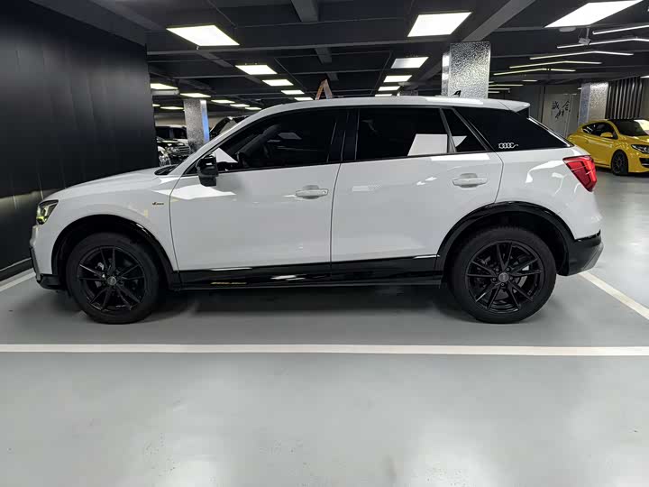 Audi Q2L 2018 35 TFSI VI — фото 16