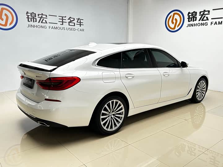 BMW 6-Series 2019 630i — фото 26