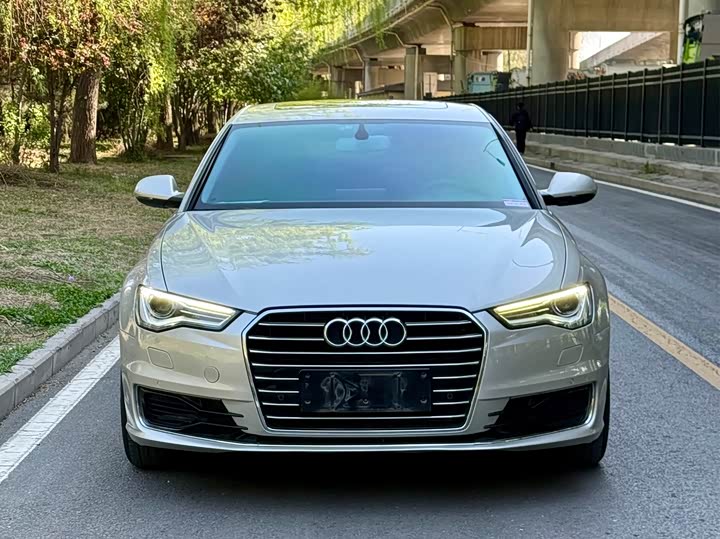 Audi A6L TFSI — фото 2