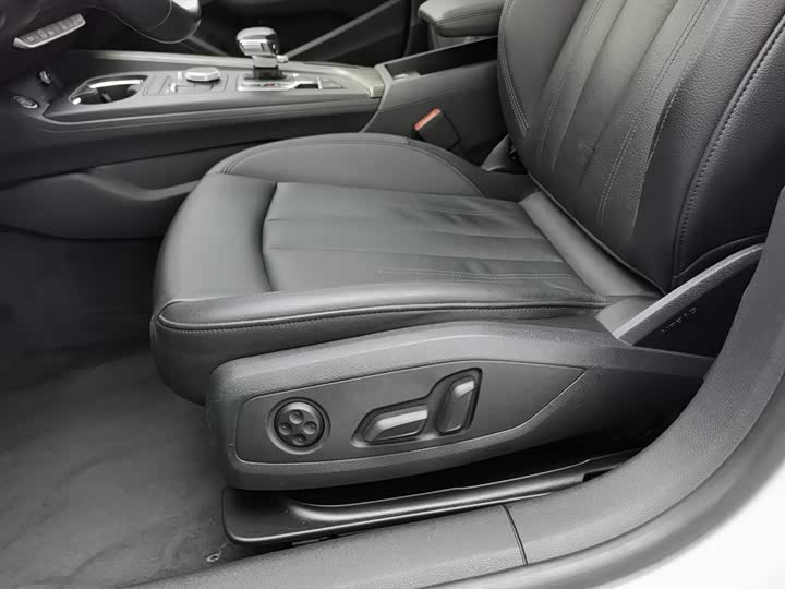 Audi A5 Sportback 40 TFSI стиль — фото 20