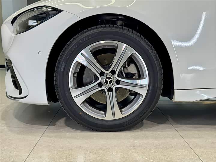 Mercedes-Benz C-Class 2022 C 200 L — фото 10
