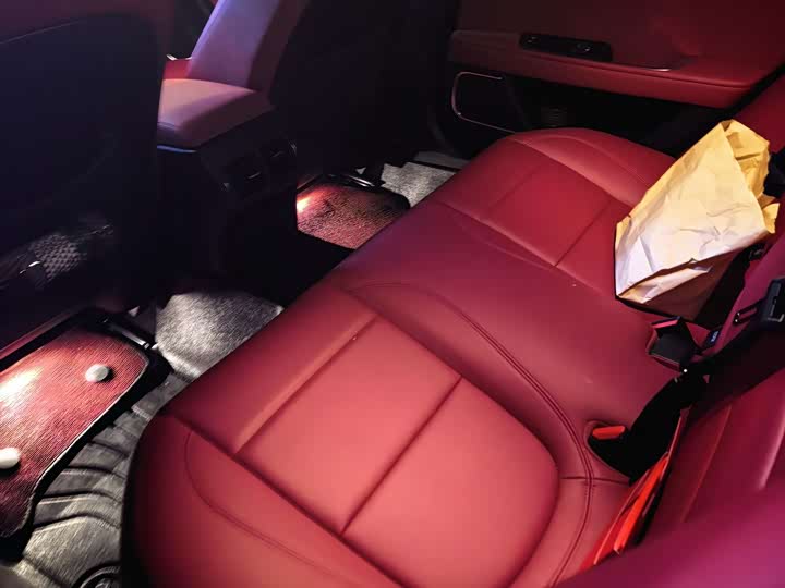Jaguar XEL 2024 2.0 T 250 PS R-DYNAMIC S — фото 5