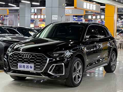 Audi Q5L 2022 45 T — фото 20