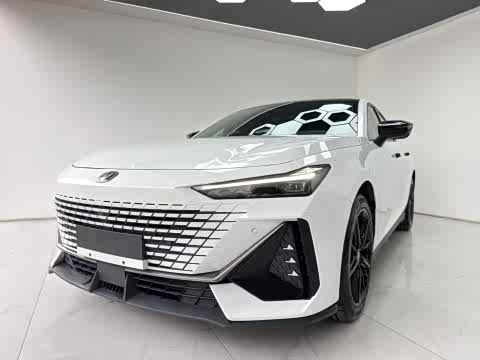 Changan UNI-V 2025 1.5 T 500 Bar — фото 20