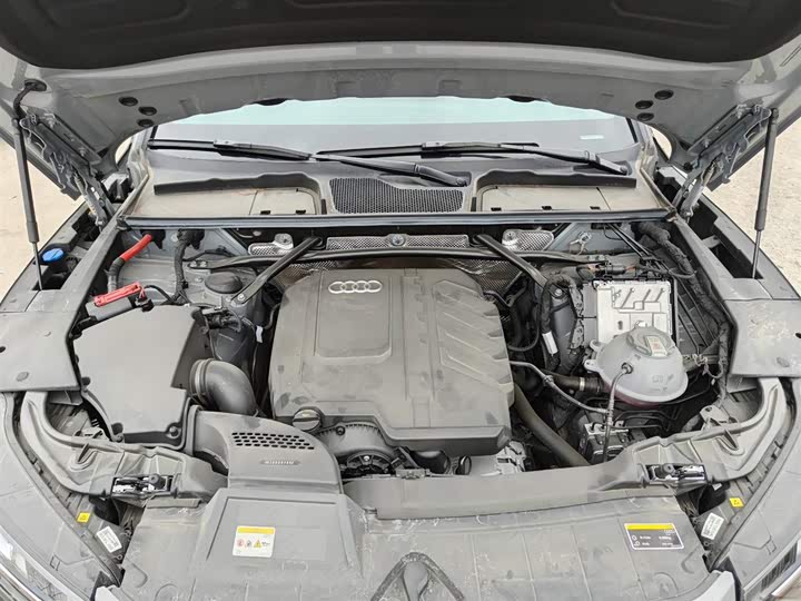 Audi Q5L 2025 45 TFSI — фото 17