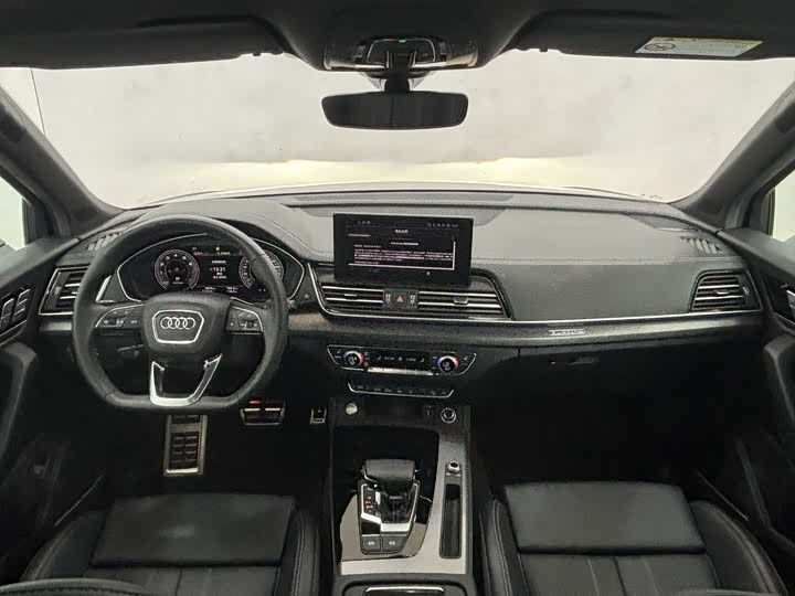 Audi Q5L 2025 45 TFSI — фото 15