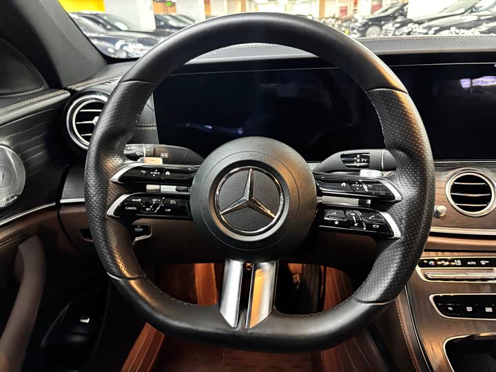 Mercedes-Benz E-Class E 300 L люкс — фото 7