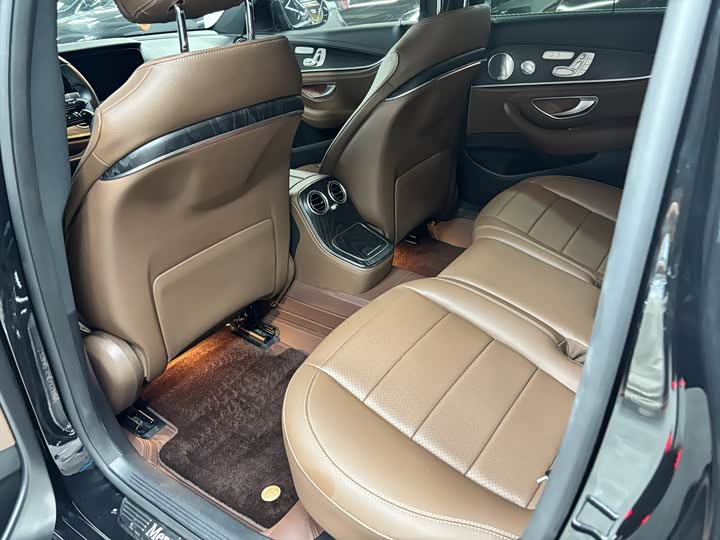 Mercedes-Benz E-Class E 300 L люкс — фото 11