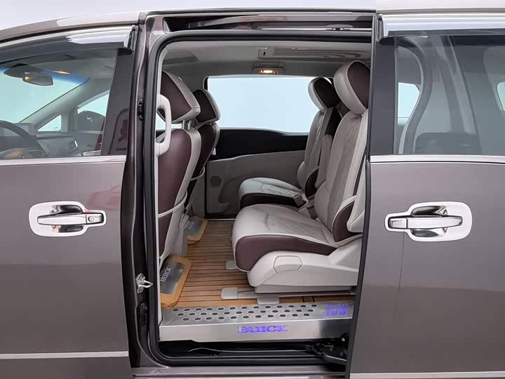 Buick GL8 652T комфорт — фото 15