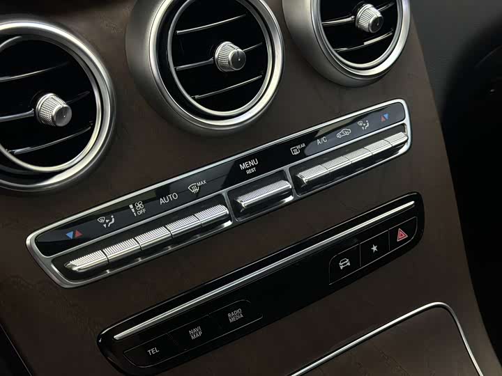 Mercedes-Benz GLC 2022 GLC 300 L 4 MATIC — фото 11