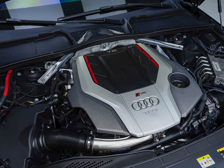 Audi RS4 2021 RS 4 Avant — фото 19