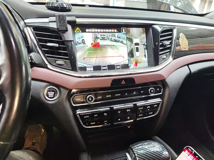 Trumpchi GS8 2017 320 T 2 WD ( ) — фото 13