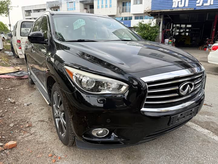 Infiniti JX 2013 JX 35 4 WD — фото 3