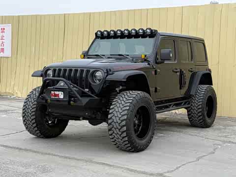 Jeep Wrangler — фото 10