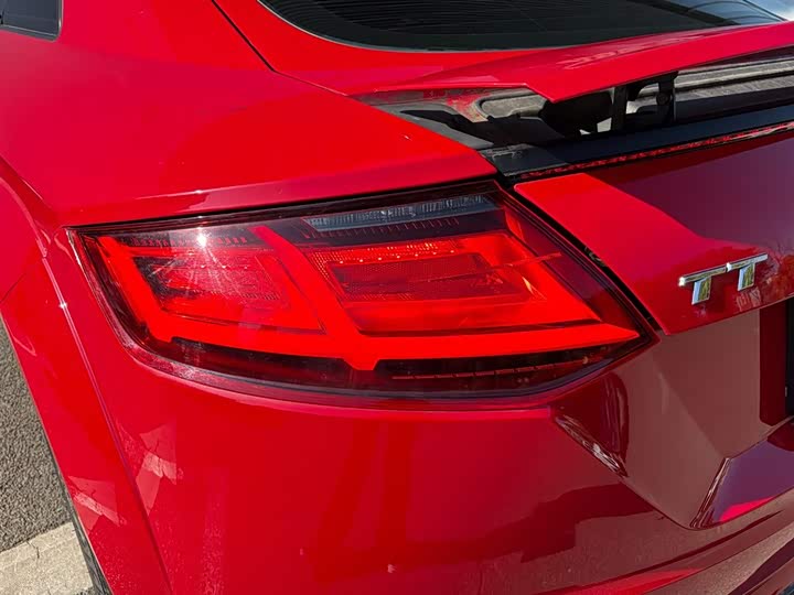 Audi TT 2015 TT Coupe 45 TFSI — фото 10
