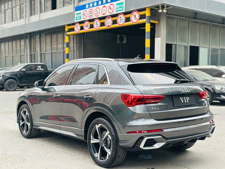 Audi Q3 2024 35 TFSI — фото 9