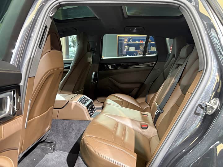 Porsche Panamera 2017 Panamera 4 Sport Turismo 3.0 T — фото 10