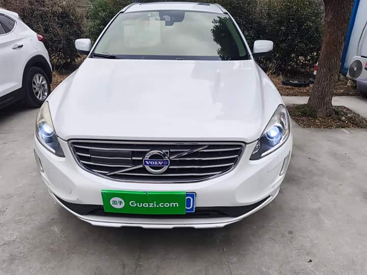 Volvo XC60 2015 T 5 AWD — фото 3