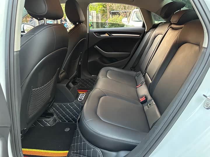 Audi A3 2015 Limousine 35 TFSI MT — фото 14