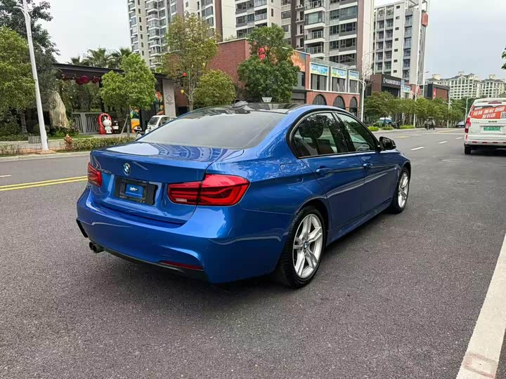 BMW 3-Series 2017 330i MSport — фото 7