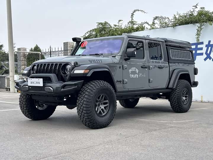 Jeep Gladiator — фото 1